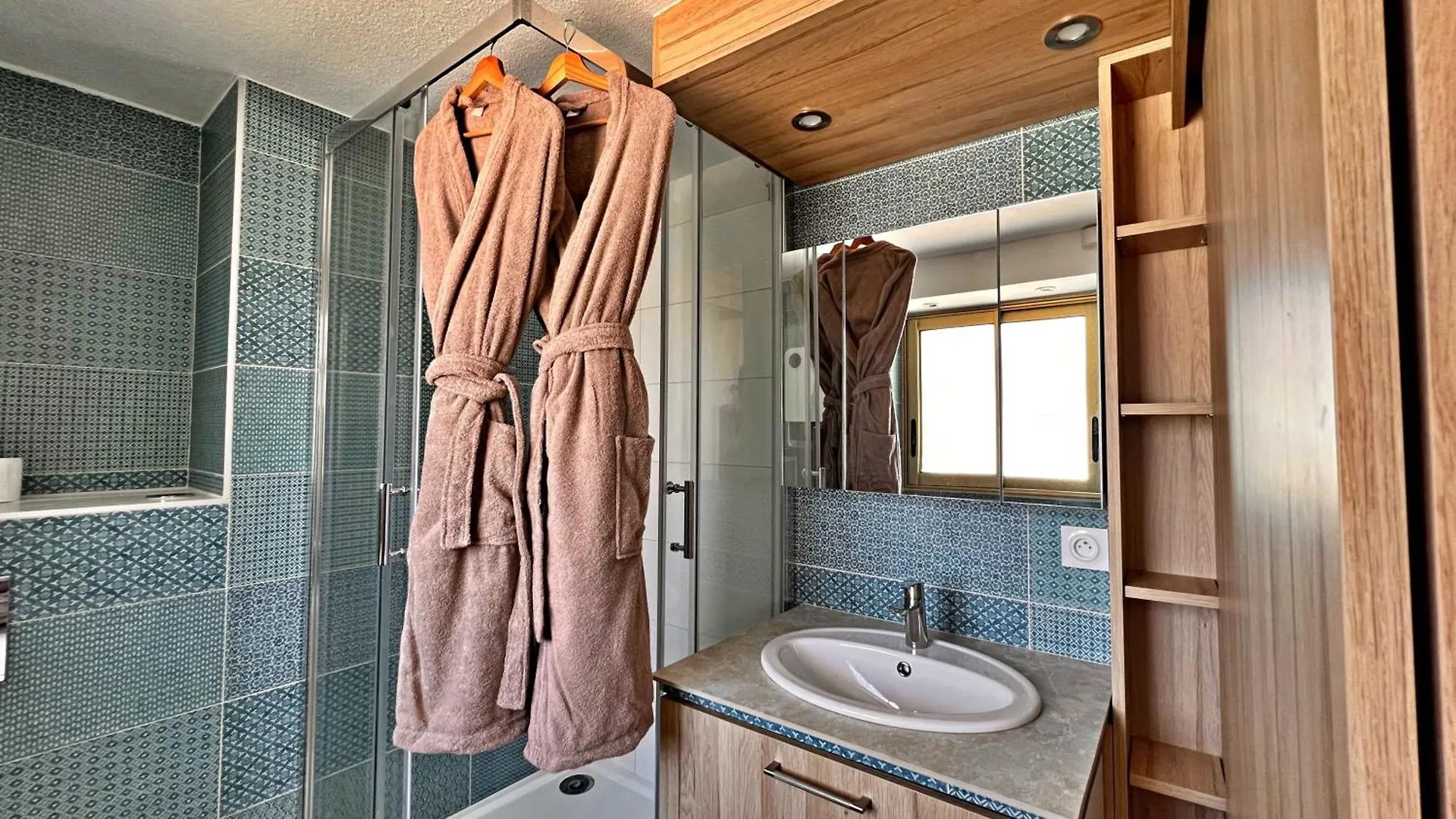 Appartement 2 Chambres Et Studio Independant Avec Vue Sur Mer 니스 아파트