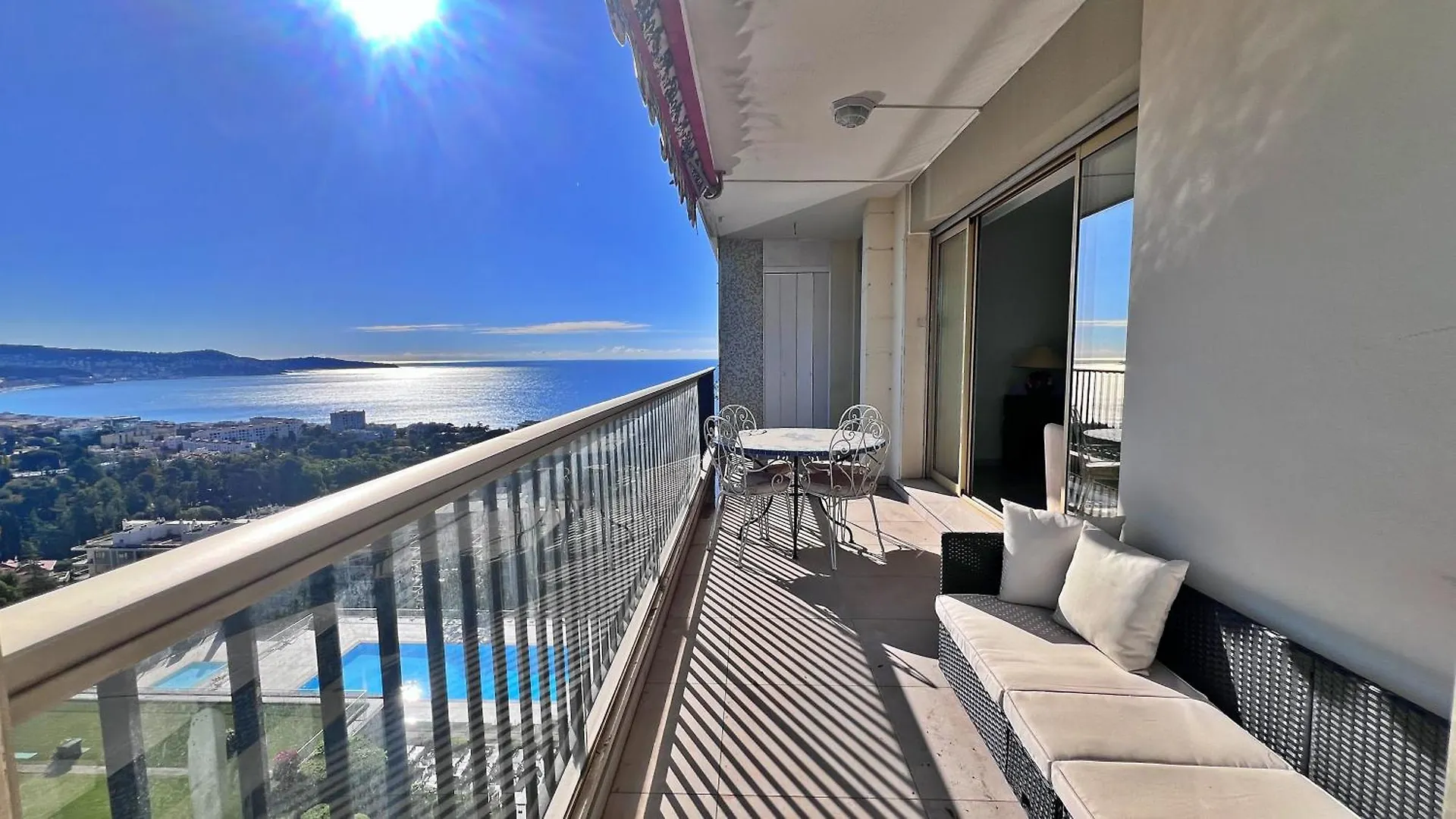 아파트 Appartement 2 Chambres Et Studio Independant Avec Vue Sur Mer 니스 프랑스
