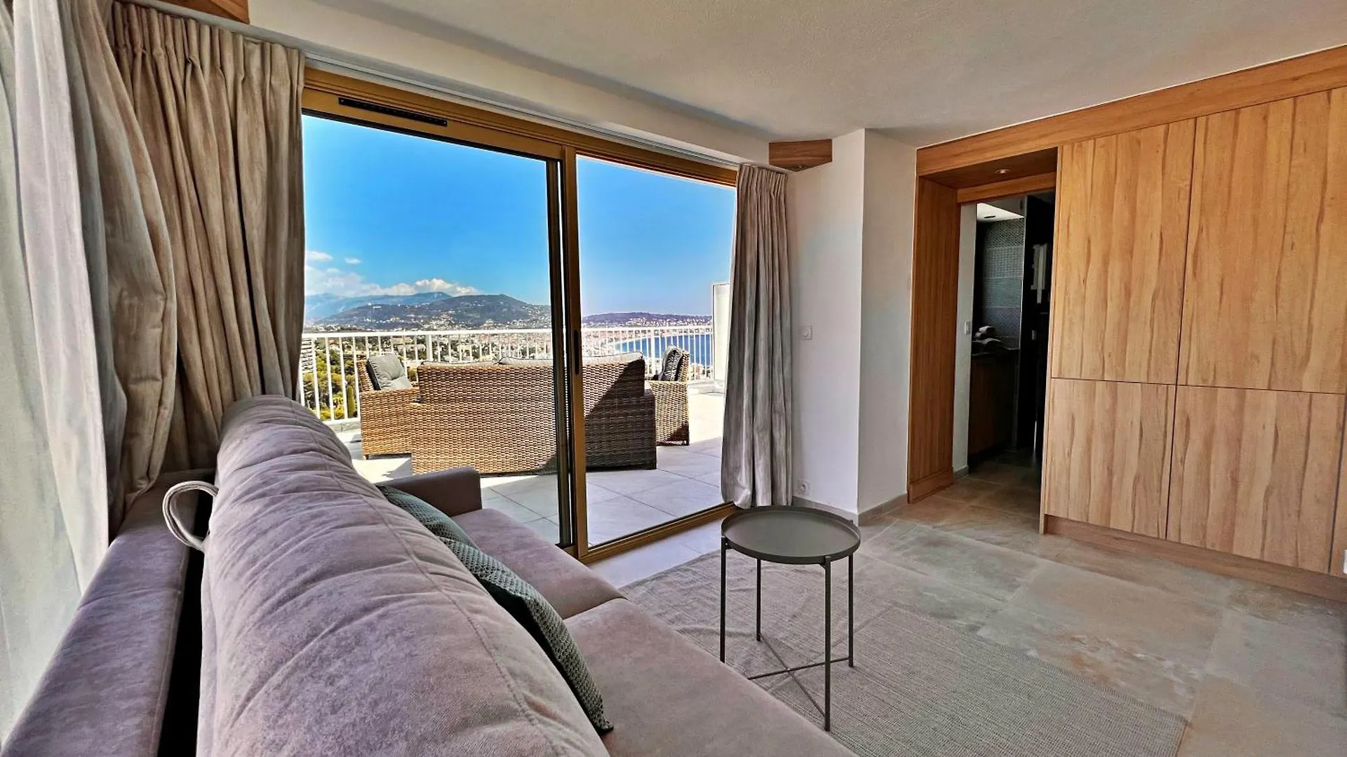 Apartment Appartement 2 Chambres Et Studio Independant Avec Vue Sur Mer Nice