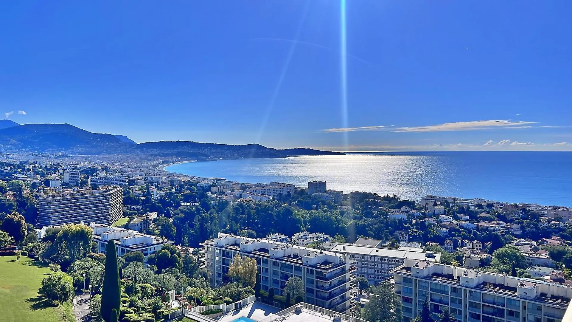 Appartement 2 Chambres Et Studio Independant Avec Vue Sur Mer Nice 0*,  France