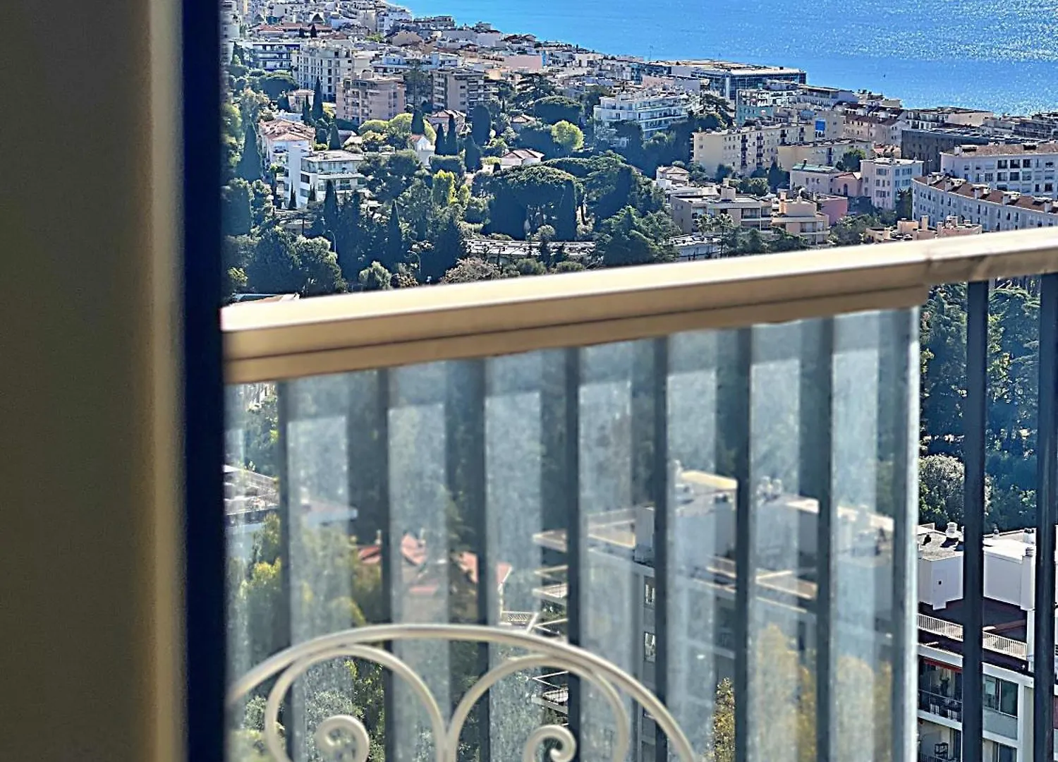 Appartement 2 Chambres Et Studio Independant Avec Vue Sur Mer Nice 0*,